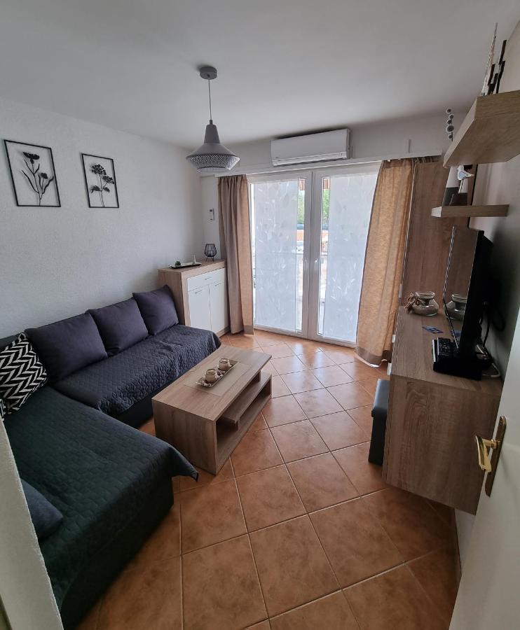 Apartment Villa Engel With Pool ポレッチ エクステリア 写真