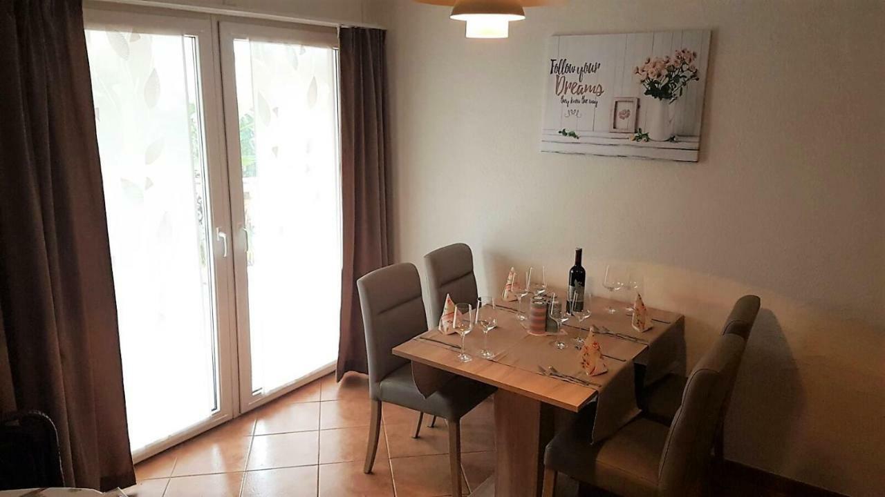 Apartment Villa Engel With Pool ポレッチ エクステリア 写真