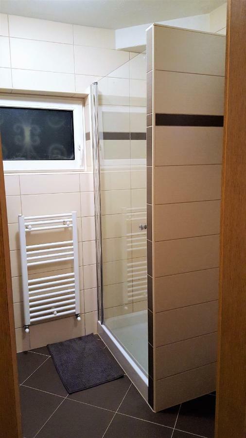 Apartment Villa Engel With Pool ポレッチ エクステリア 写真