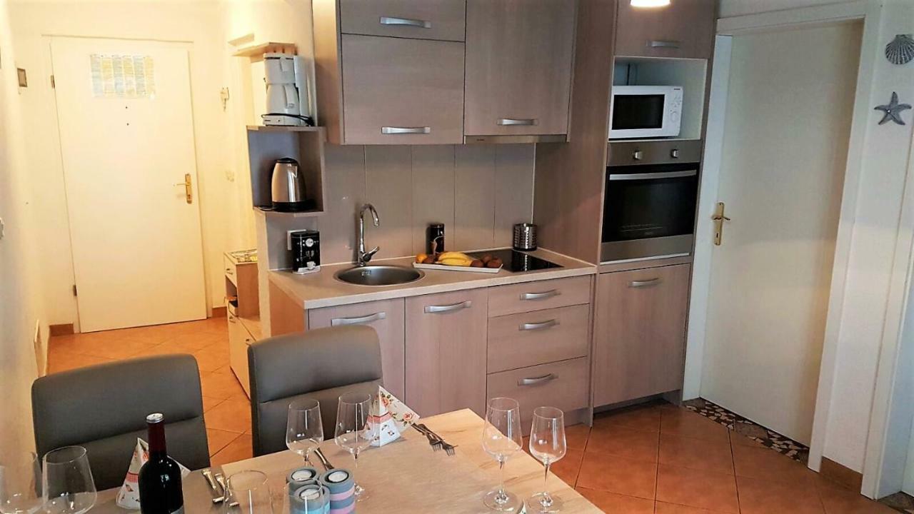Apartment Villa Engel With Pool ポレッチ エクステリア 写真