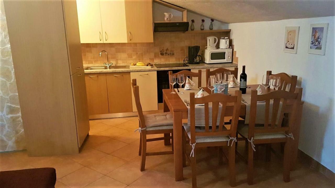 Apartment Villa Engel With Pool ポレッチ エクステリア 写真