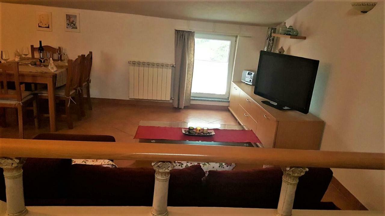 Apartment Villa Engel With Pool ポレッチ エクステリア 写真