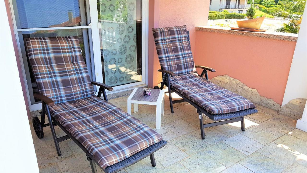 Apartment Villa Engel With Pool ポレッチ エクステリア 写真