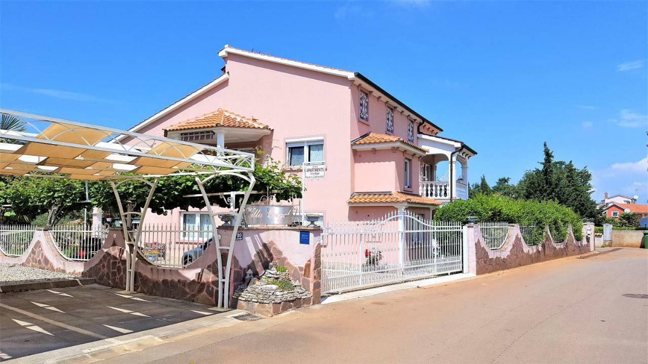 Apartment Villa Engel With Pool ポレッチ エクステリア 写真